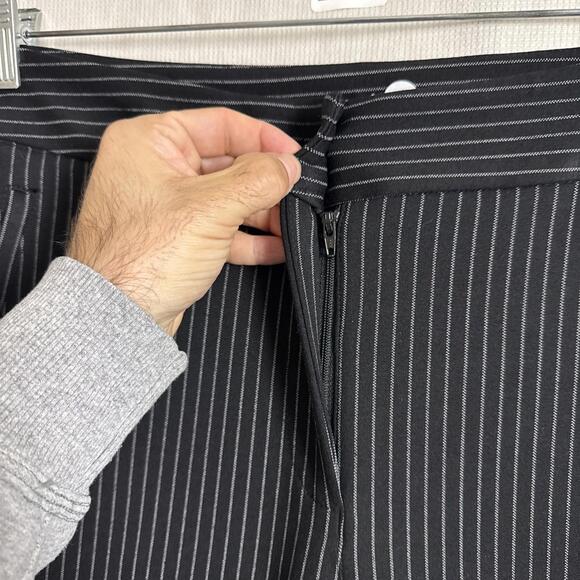 Betabrand Women's Size Large S-Petite Black Pinstriped Ankle Zip Skinny Pants - Picture 7 of 13